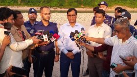 আল্টিমেটামের শেষ দিনে সাদাপাথর পরিদর্শনে জেলা প্রশাসক মো. সারওয়ার আলম