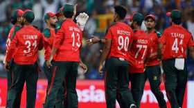 টস জিতে ফিল্ডিংয়ে বাংলাদেশ