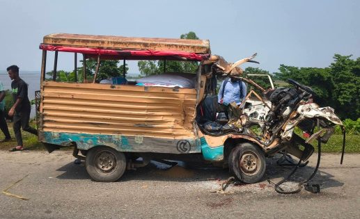 সুনামগঞ্জে বাস-লেগুনা সংঘর্ষ, নিহত ২