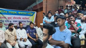 জকিগঞ্জের বারহালে মাদক, জুয়া, কিশোর গ্যাংসহ সকল অপরাধের বিরুদ্ধে সচেতনতামূলক সমাবেশ